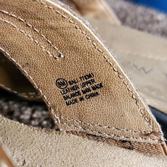 Michel M Slip-on Sandals Bali SN# 778381 Designer Leather Knotwork Pattern - Picture 3 of 8